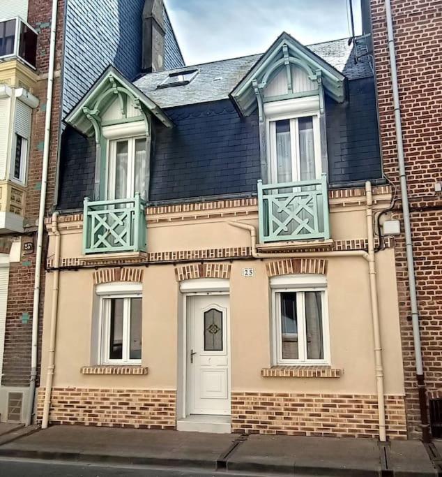 Logement dans maison de pêcheur Le Tréport Exterior foto